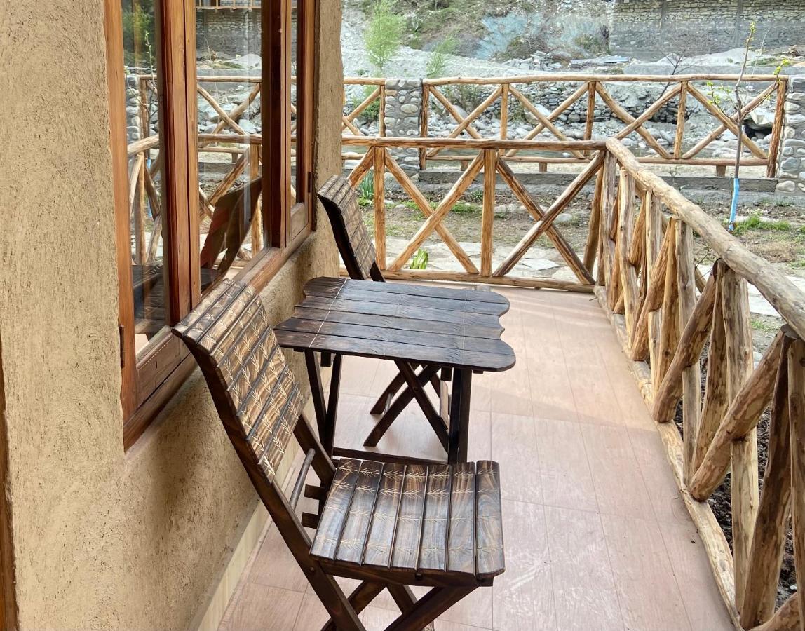 Shivadya Tirthan - Tirthan Valley Gushaini Екстер'єр фото