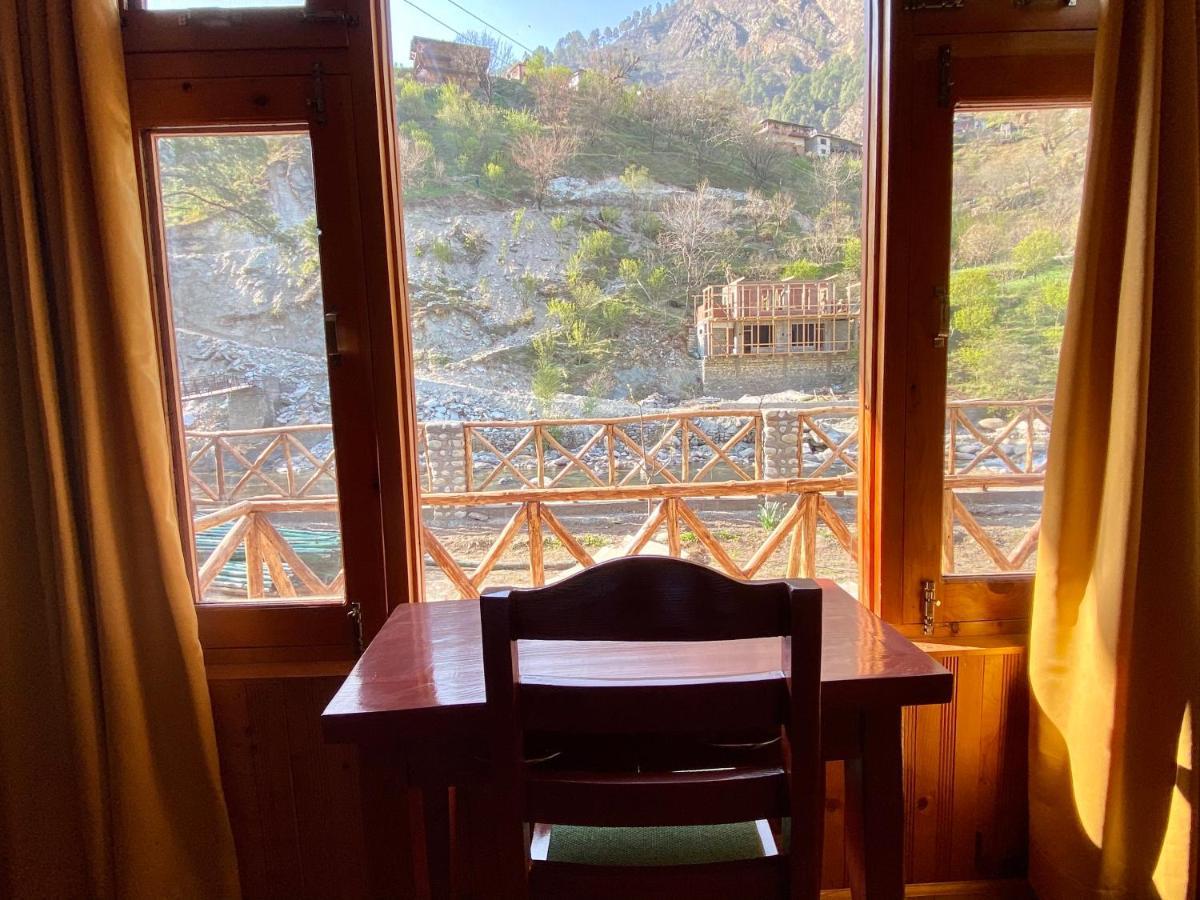 Shivadya Tirthan - Tirthan Valley Gushaini Екстер'єр фото