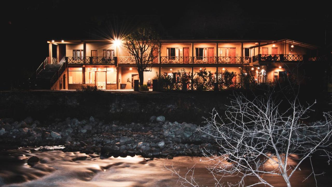 Shivadya Tirthan - Tirthan Valley Gushaini Екстер'єр фото