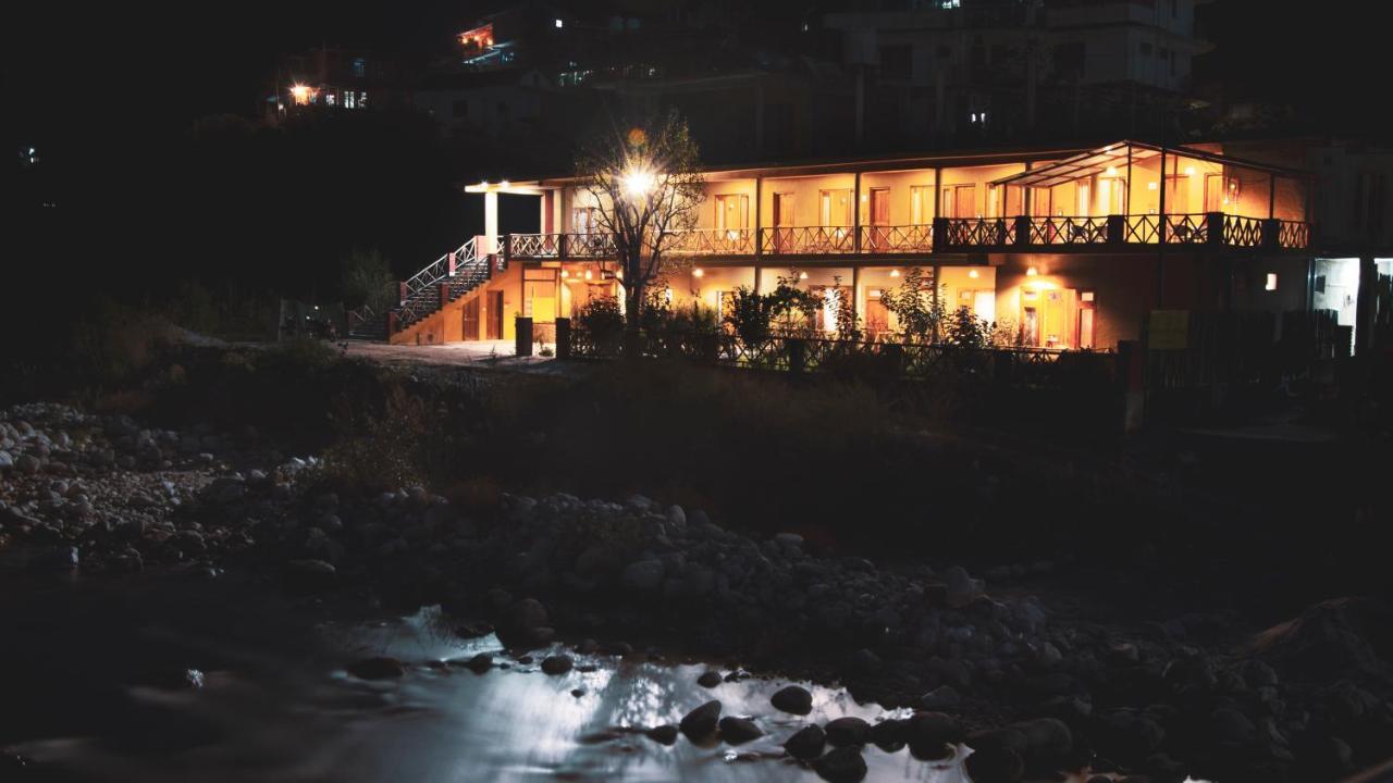 Shivadya Tirthan - Tirthan Valley Gushaini Екстер'єр фото